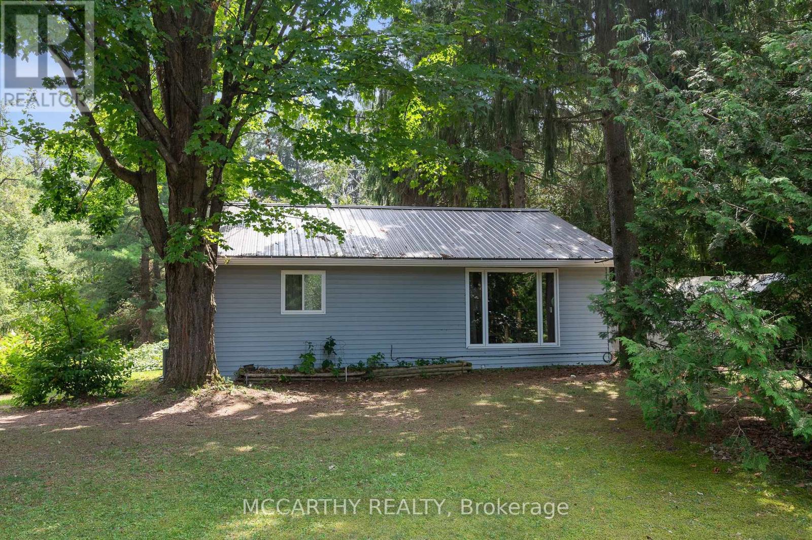 21 Mccutcheon Road, Mulmur, Ontario  L9V 3E8 - Photo 12 - X12313094