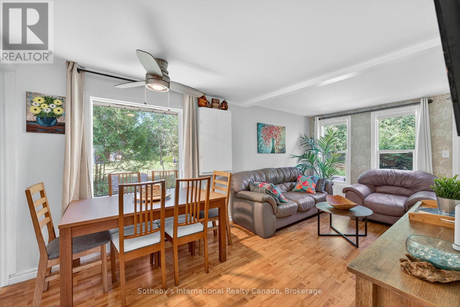 Property at 14 DOMAR ROAD image 3