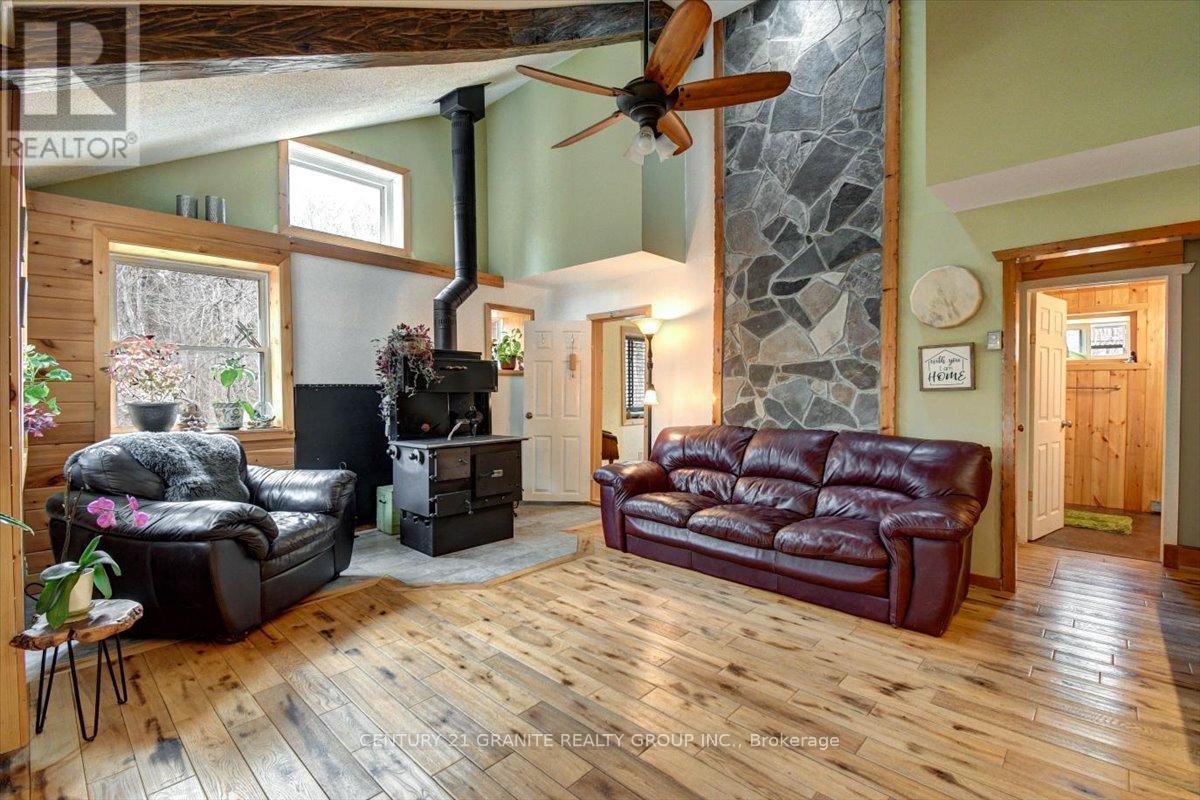 322 Kuno Road, Carlow/mayo, Ontario  K0L 1G0 - Photo 16 - X12313227