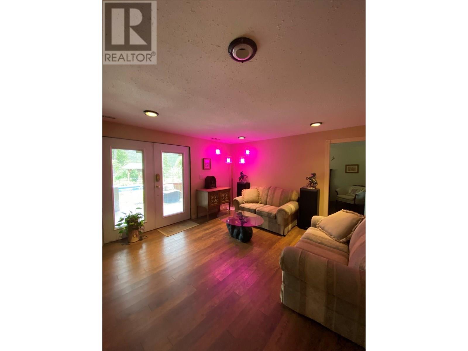 4405 Erie Ross-Spur Road, Salmo, British Columbia  V0G 1L1 - Photo 32 - 10354021