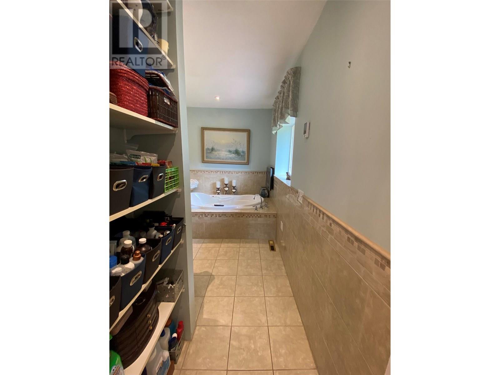 4405 Erie Ross-Spur Road, Salmo, British Columbia  V0G 1L1 - Photo 21 - 10354021
