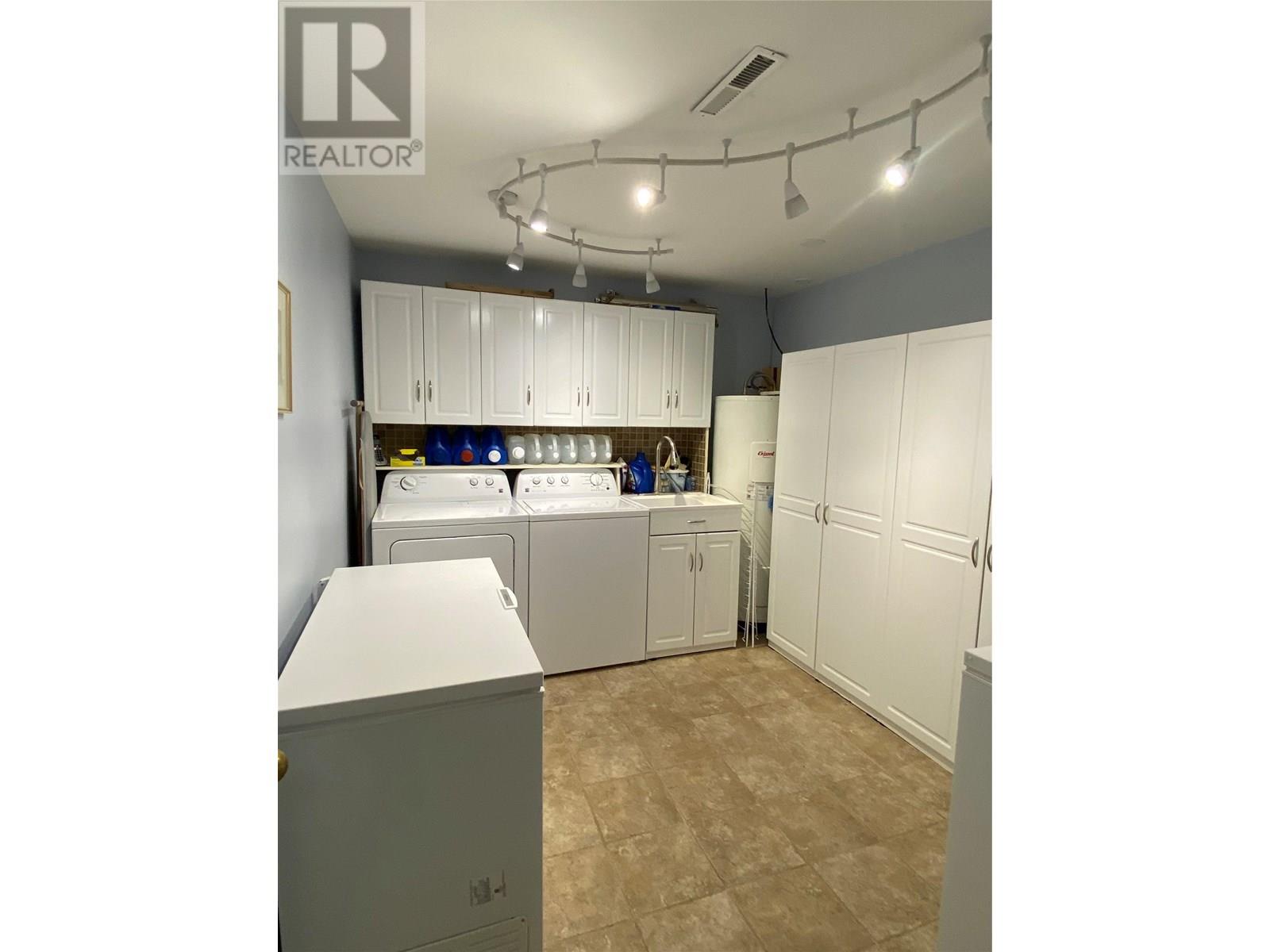 4405 Erie Ross-Spur Road, Salmo, British Columbia  V0G 1L1 - Photo 30 - 10354021