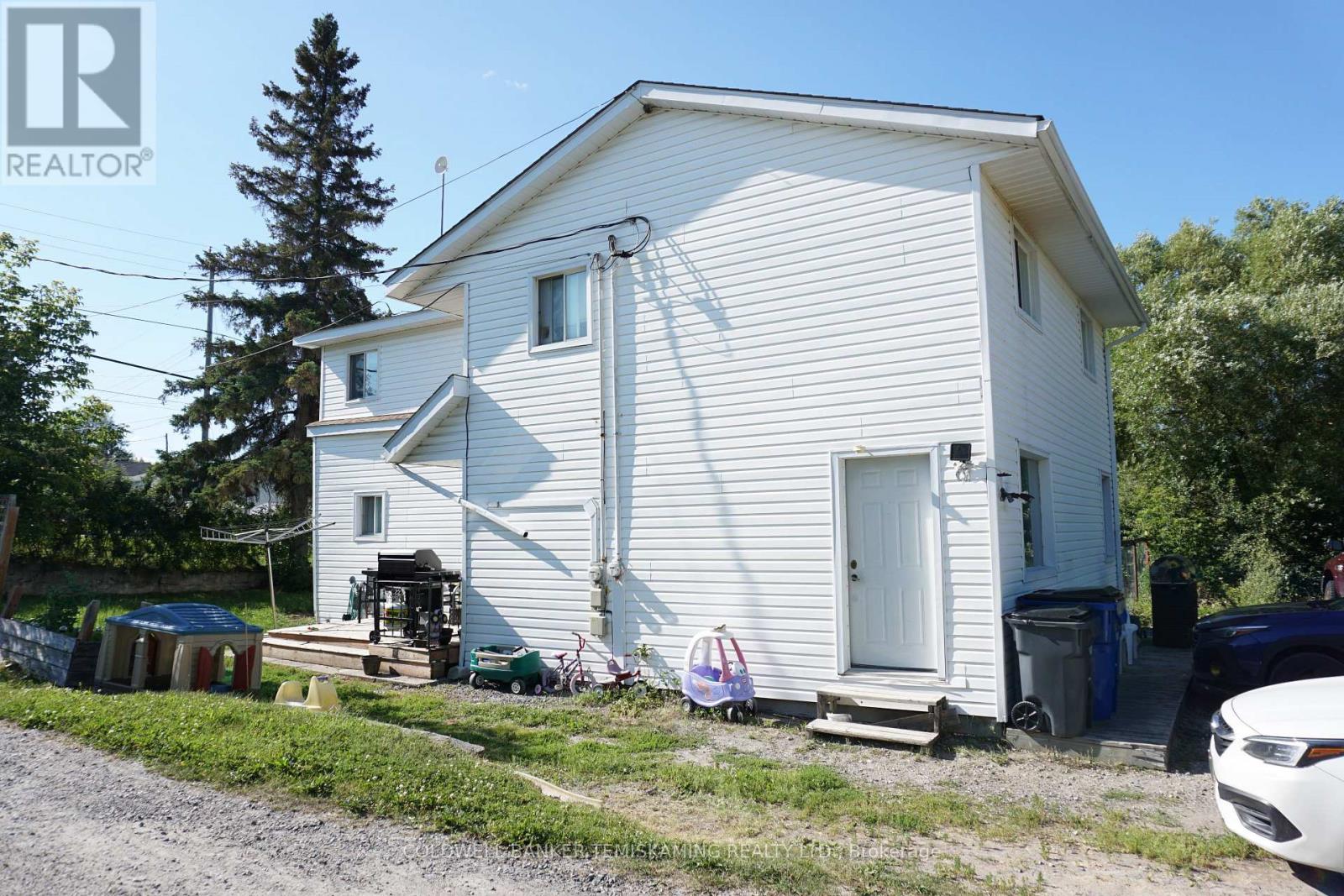 293 Meridian Avenue, Temiskaming Shores, Ontario P0J 1K0 - Photo 3 - T12313256