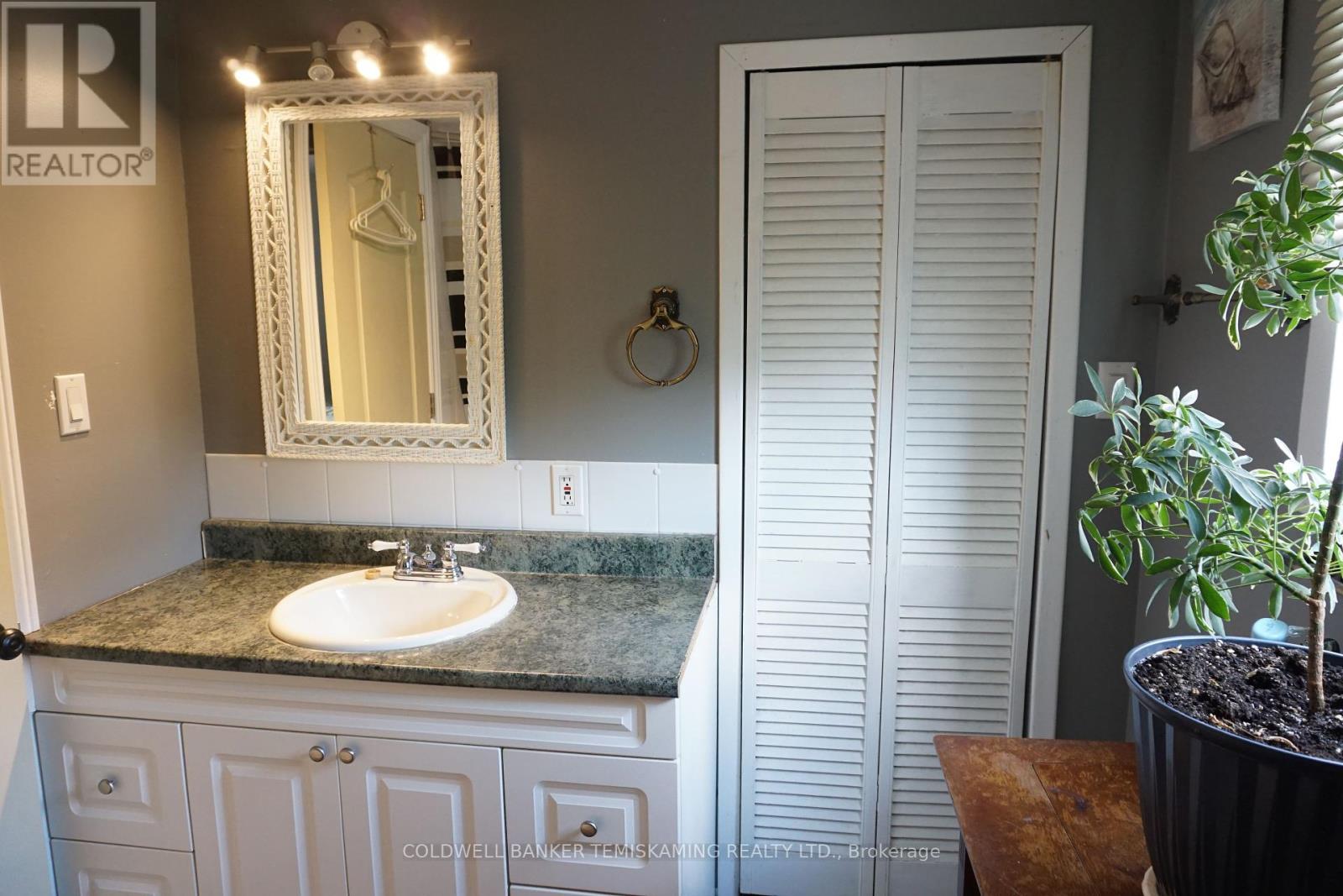 293 Meridian Avenue, Temiskaming Shores, Ontario P0J 1K0 - Photo 36 - T12313256