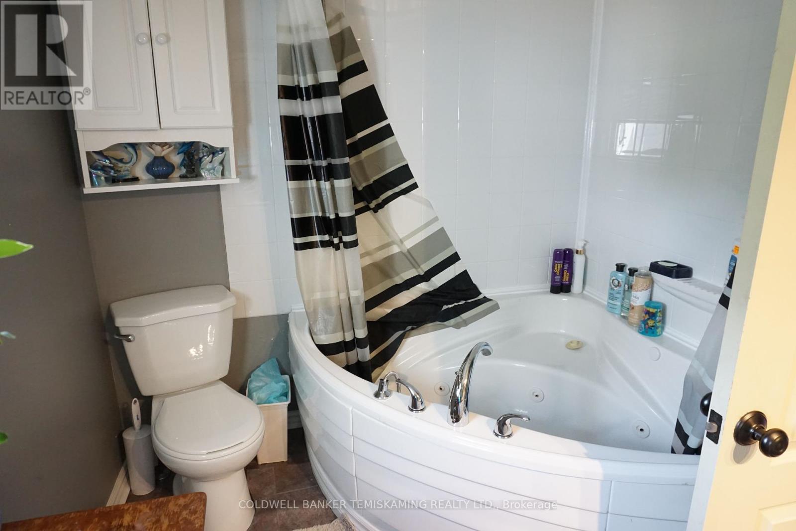 293 Meridian Avenue, Temiskaming Shores, Ontario P0J 1K0 - Photo 37 - T12313256