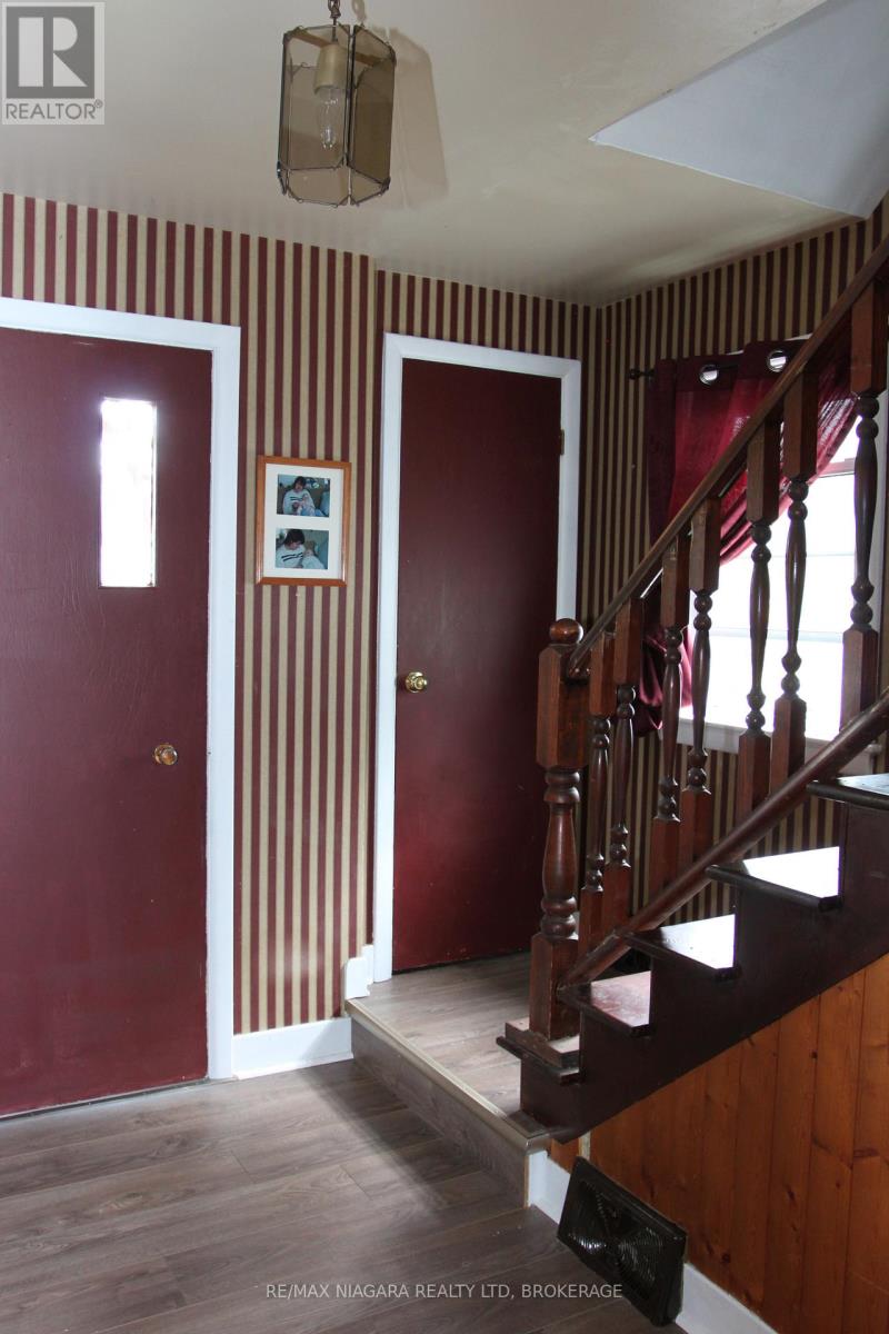 21 Highland Avenue, Fort Erie (Central), Ontario  L2A 2X6 - Photo 20 - X12313299