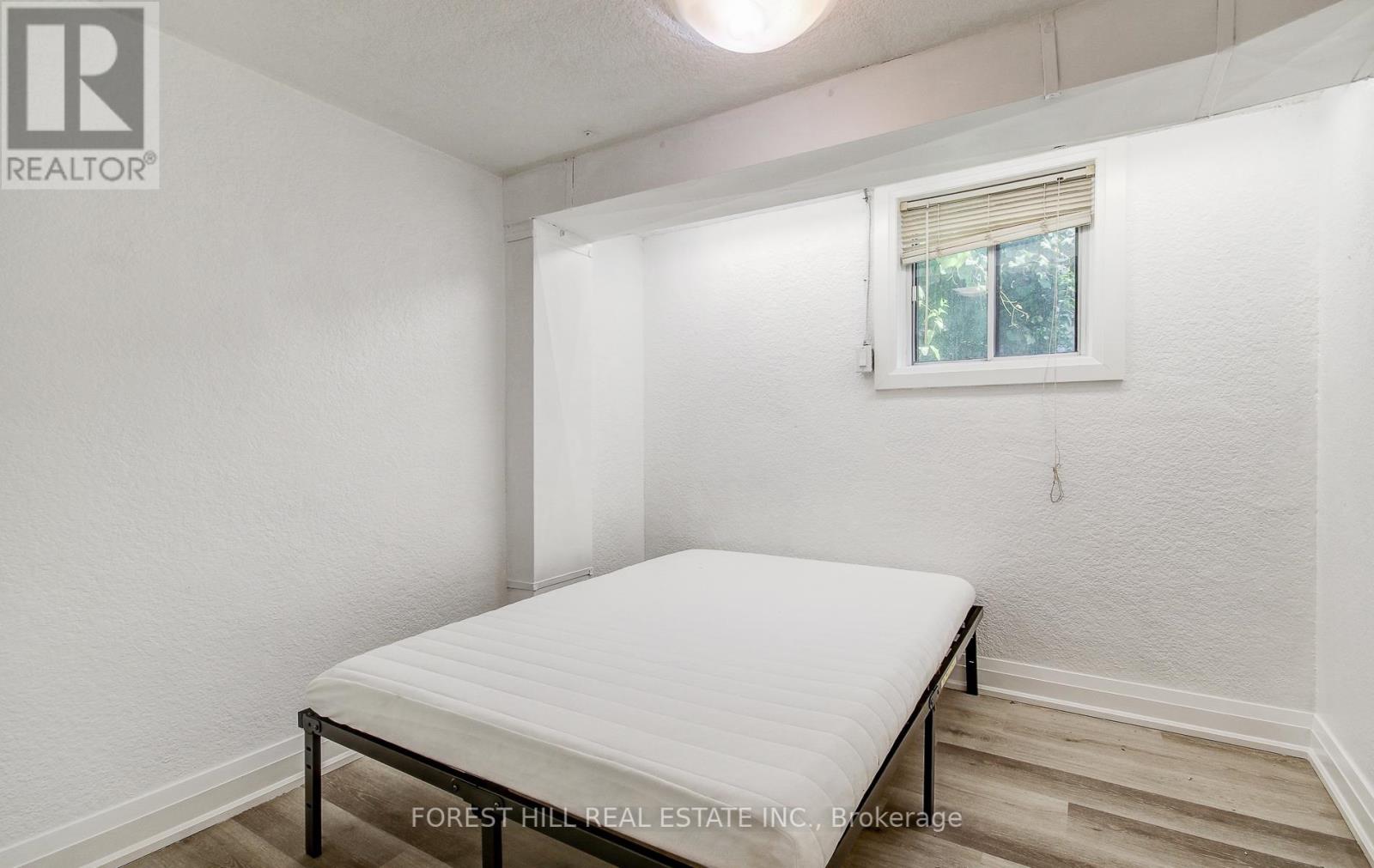 Lower - 32 Laurelcrest Avenue, Toronto, Ontario  M3H 2A4 - Photo 11 - C12313118