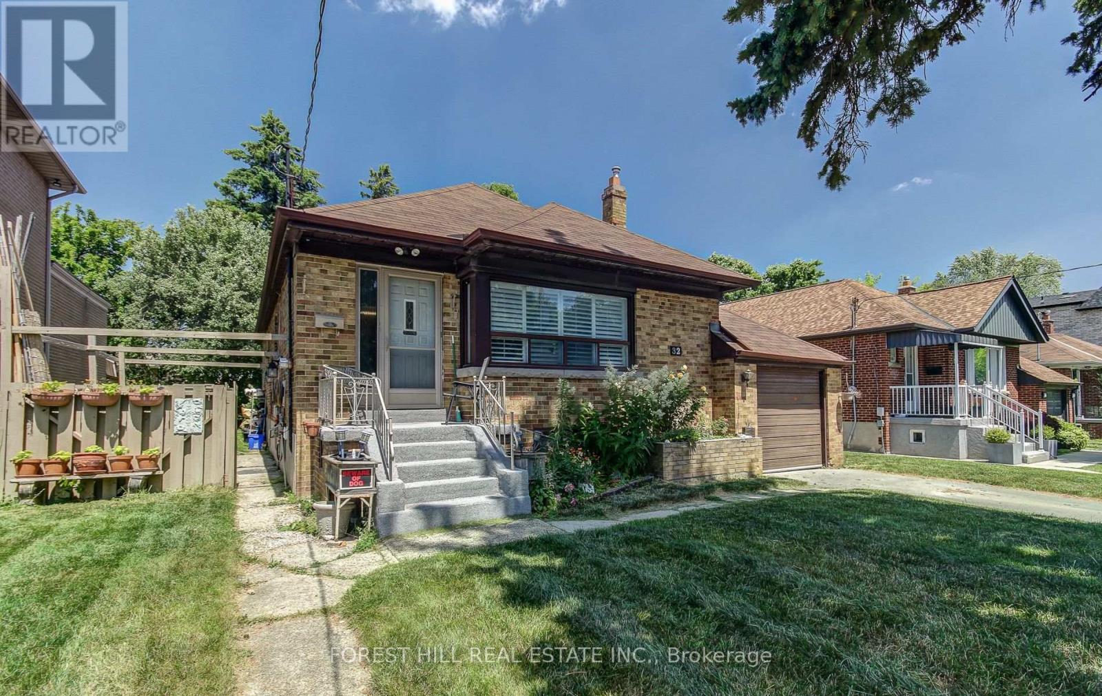 Lower - 32 Laurelcrest Avenue, Toronto, Ontario  M3H 2A4 - Photo 2 - C12313118