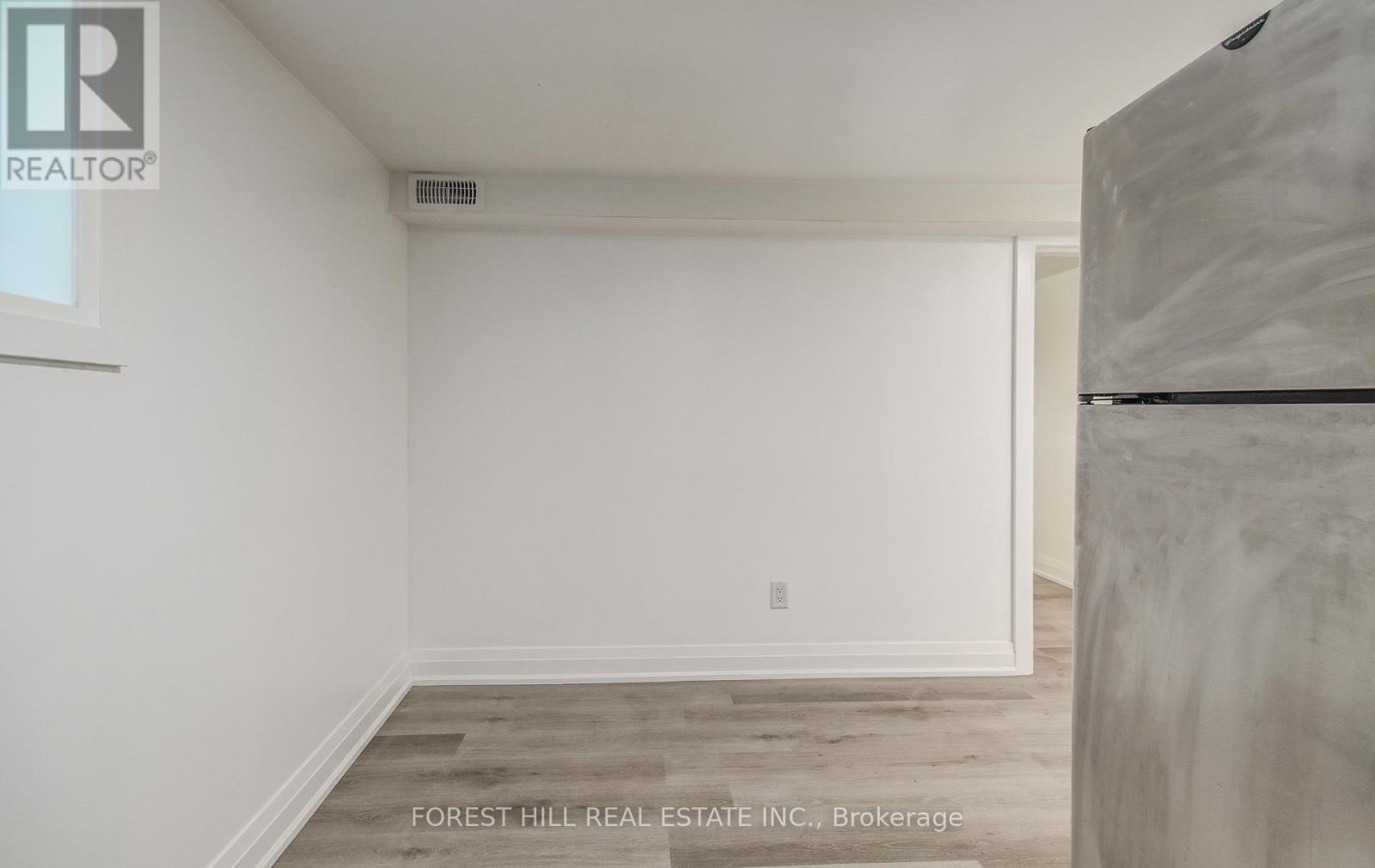 Lower - 32 Laurelcrest Avenue, Toronto, Ontario  M3H 2A4 - Photo 22 - C12313118