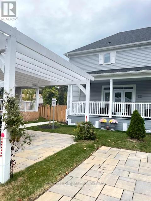 1 Princeton Common, St. Catharines, Ontario  L2N 2H2 - Photo 2 - X12294509