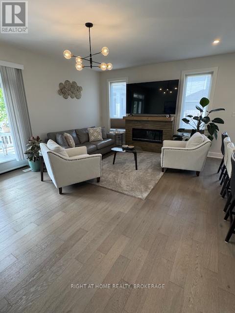 1 Princeton Common, St. Catharines, Ontario  L2N 2H2 - Photo 4 - X12294509