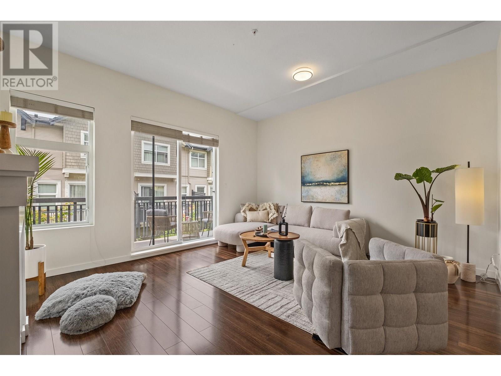 Property at 713 PREMIER STREET image 2