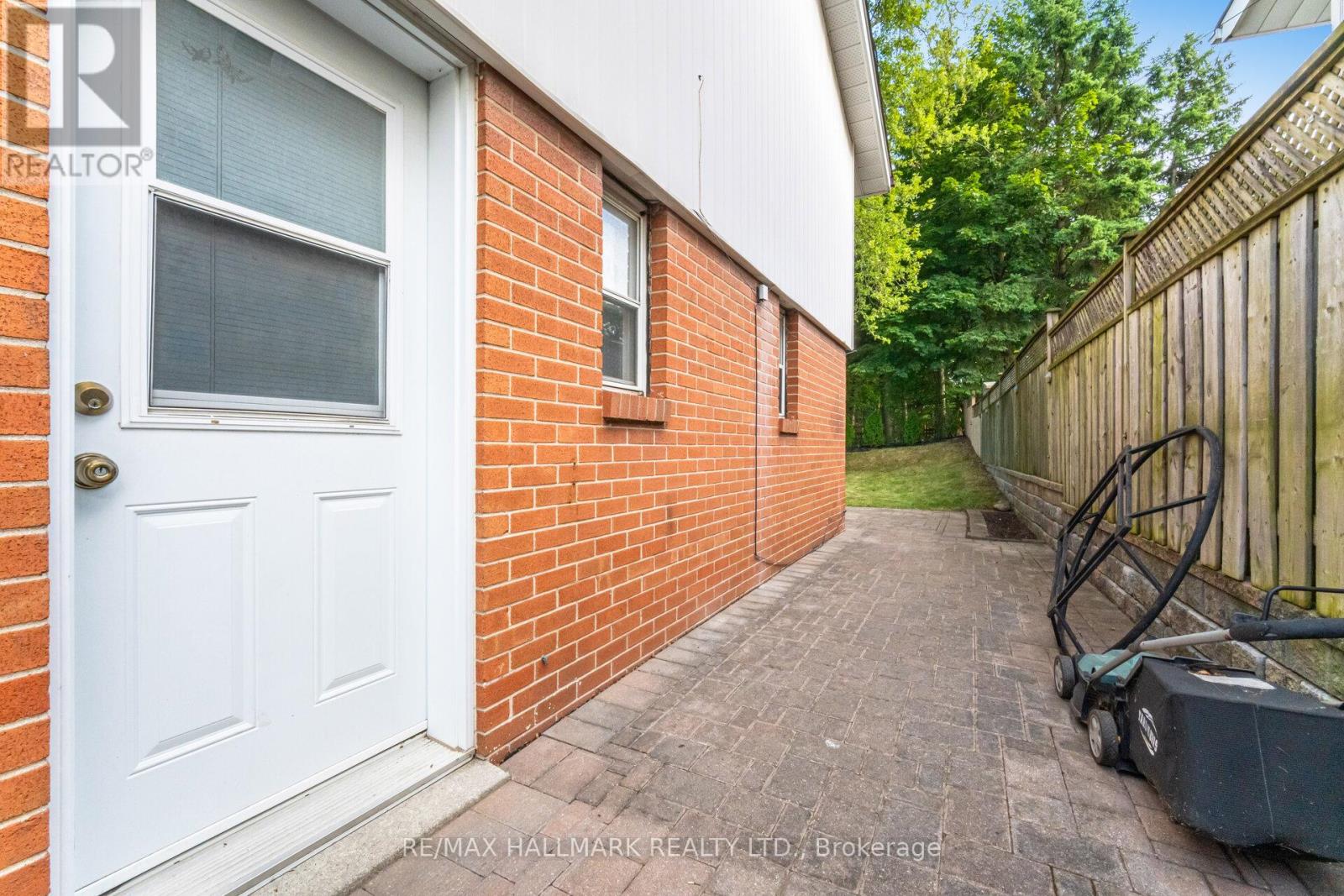 73 Dogwood Crescent, Toronto, Ontario  M1P 3N5 - Photo 39 - E12313146