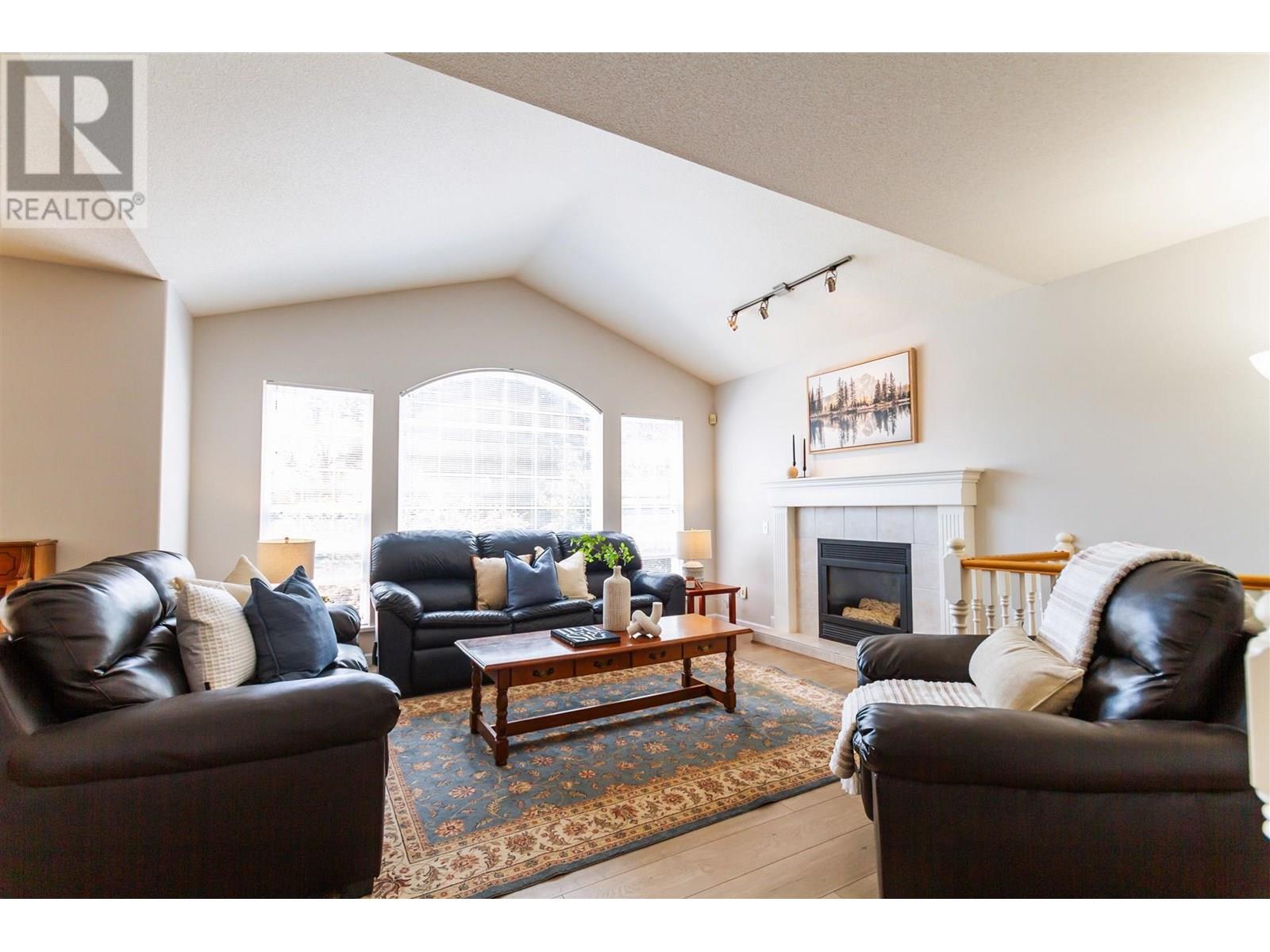 Property at 3277 MASON AVENUE image 3