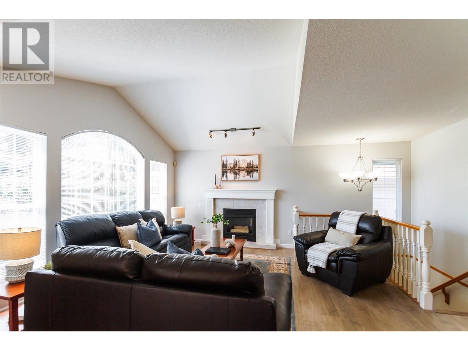 Property at 3277 MASON AVENUE image 4