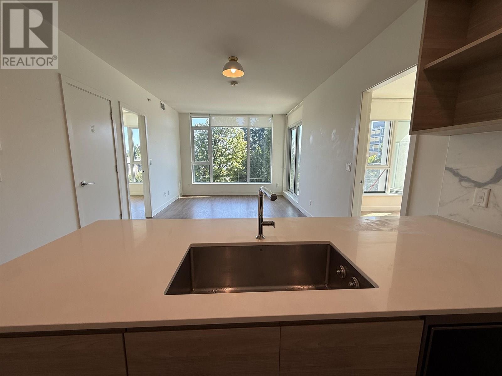 307 585 Austin Avenue, Coquitlam, British Columbia  V3K 0G6 - Photo 9 - R3028991