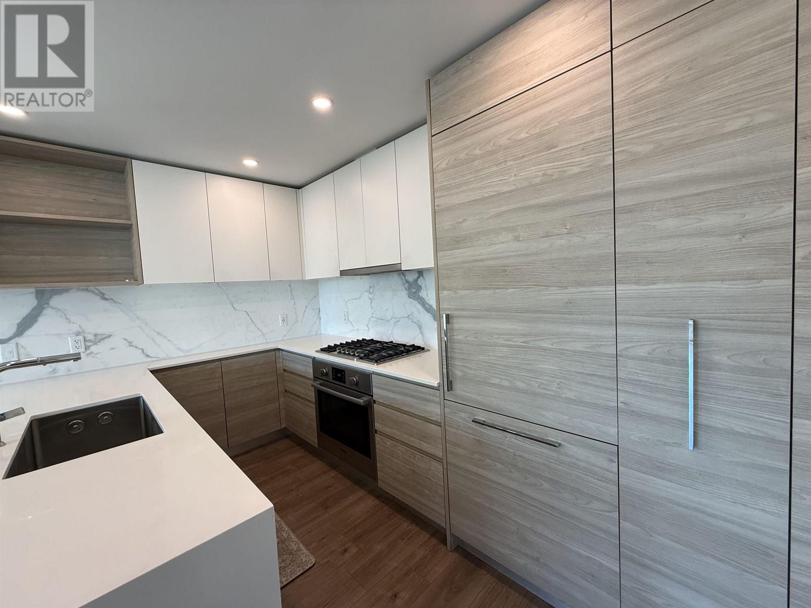 307 585 Austin Avenue, Coquitlam, British Columbia  V3K 0G6 - Photo 10 - R3028991