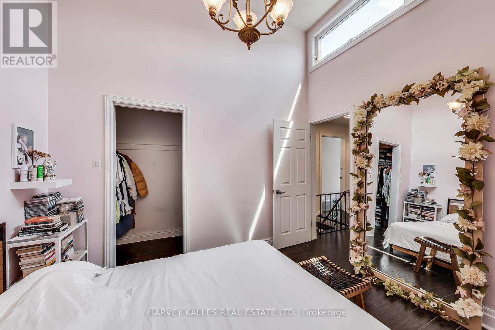 395 Keele Street, Toronto, Ontario  M6P 2K9 - Photo 32 - W12313169