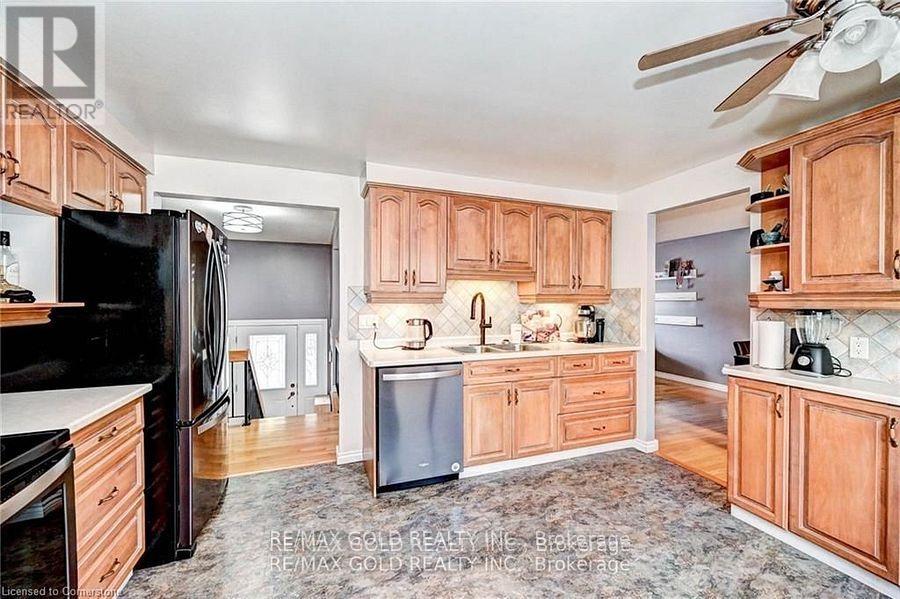 288 Salisbury Avenue, Cambridge, Ontario  N1S 4H4 - Photo 14 - X12313134