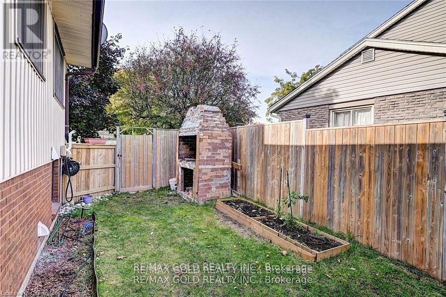 288 Salisbury Avenue, Cambridge, Ontario  N1S 4H4 - Photo 35 - X12313134