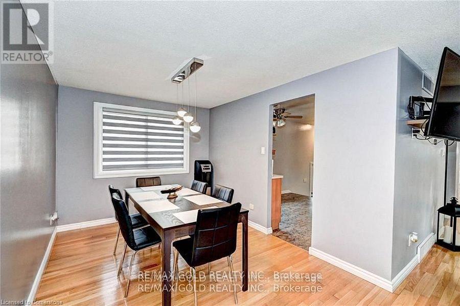 288 Salisbury Avenue, Cambridge, Ontario  N1S 4H4 - Photo 6 - X12313134
