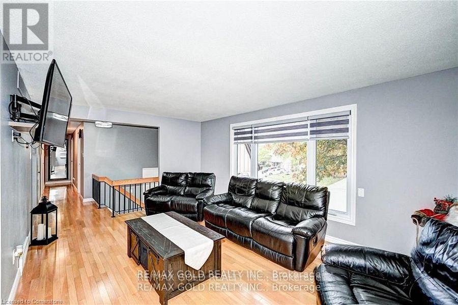 288 Salisbury Avenue, Cambridge, Ontario  N1S 4H4 - Photo 8 - X12313134