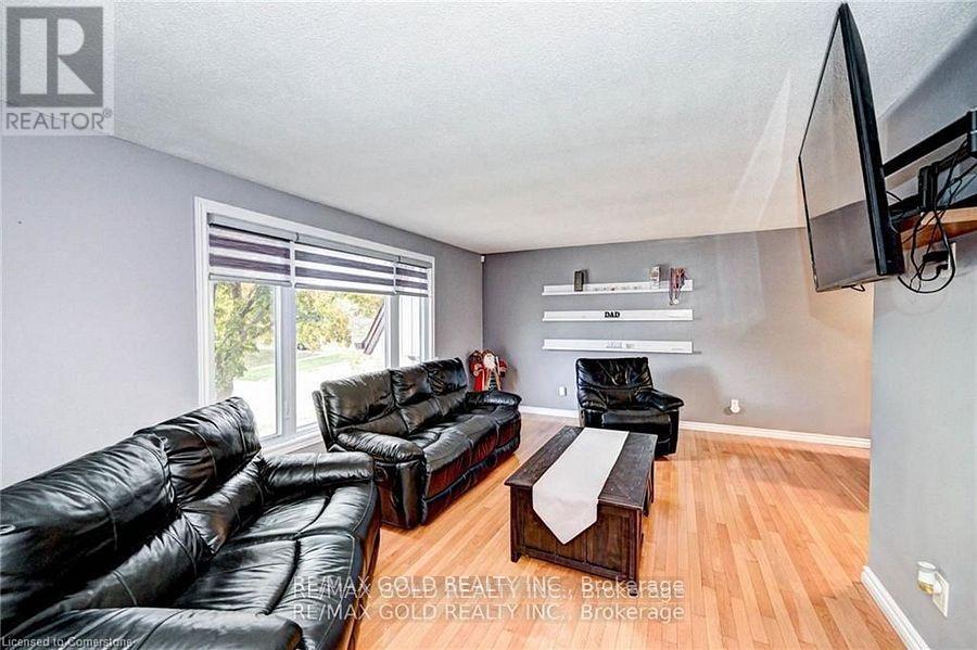 288 Salisbury Avenue, Cambridge, Ontario  N1S 4H4 - Photo 9 - X12313134