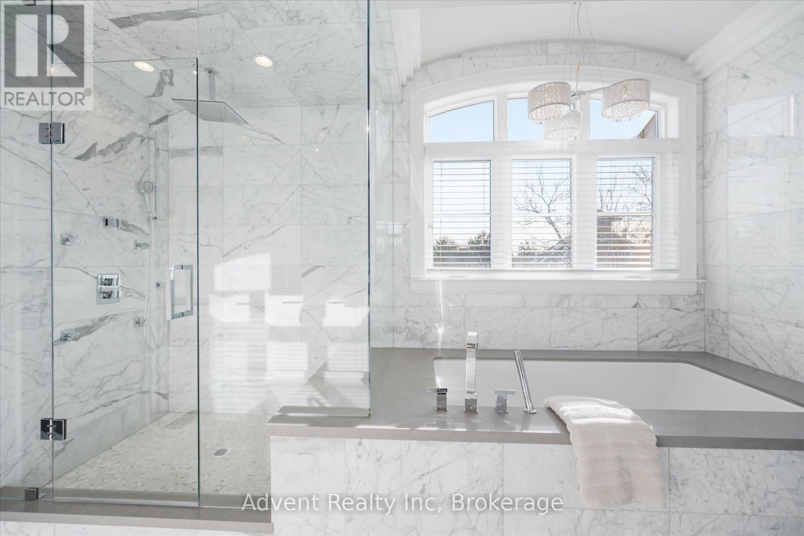 141 Connaught Avenue, Toronto, Ontario  M2M 1H3 - Photo 31 - C12313269