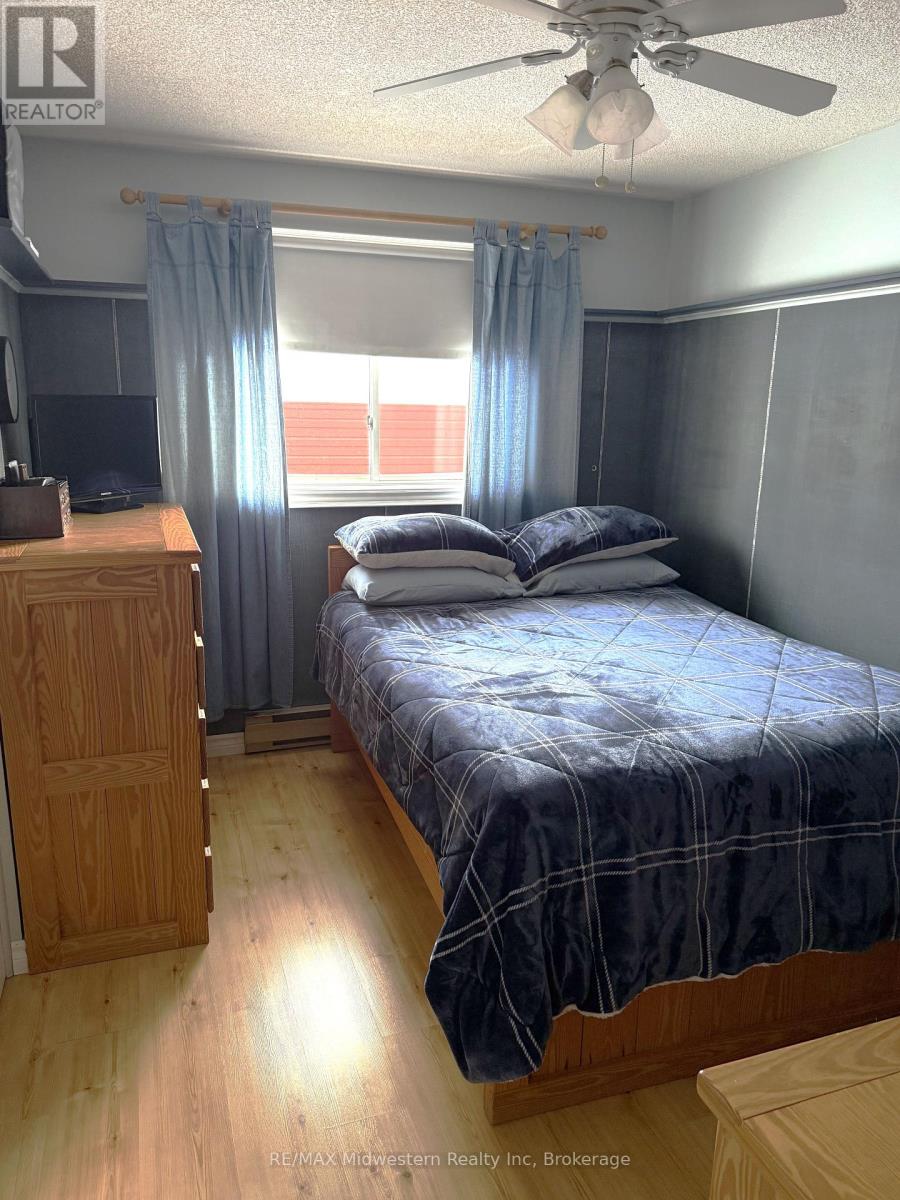 720 Sports Drive, Huron East, Ontario  N0G 1H0 - Photo 23 - X12093778