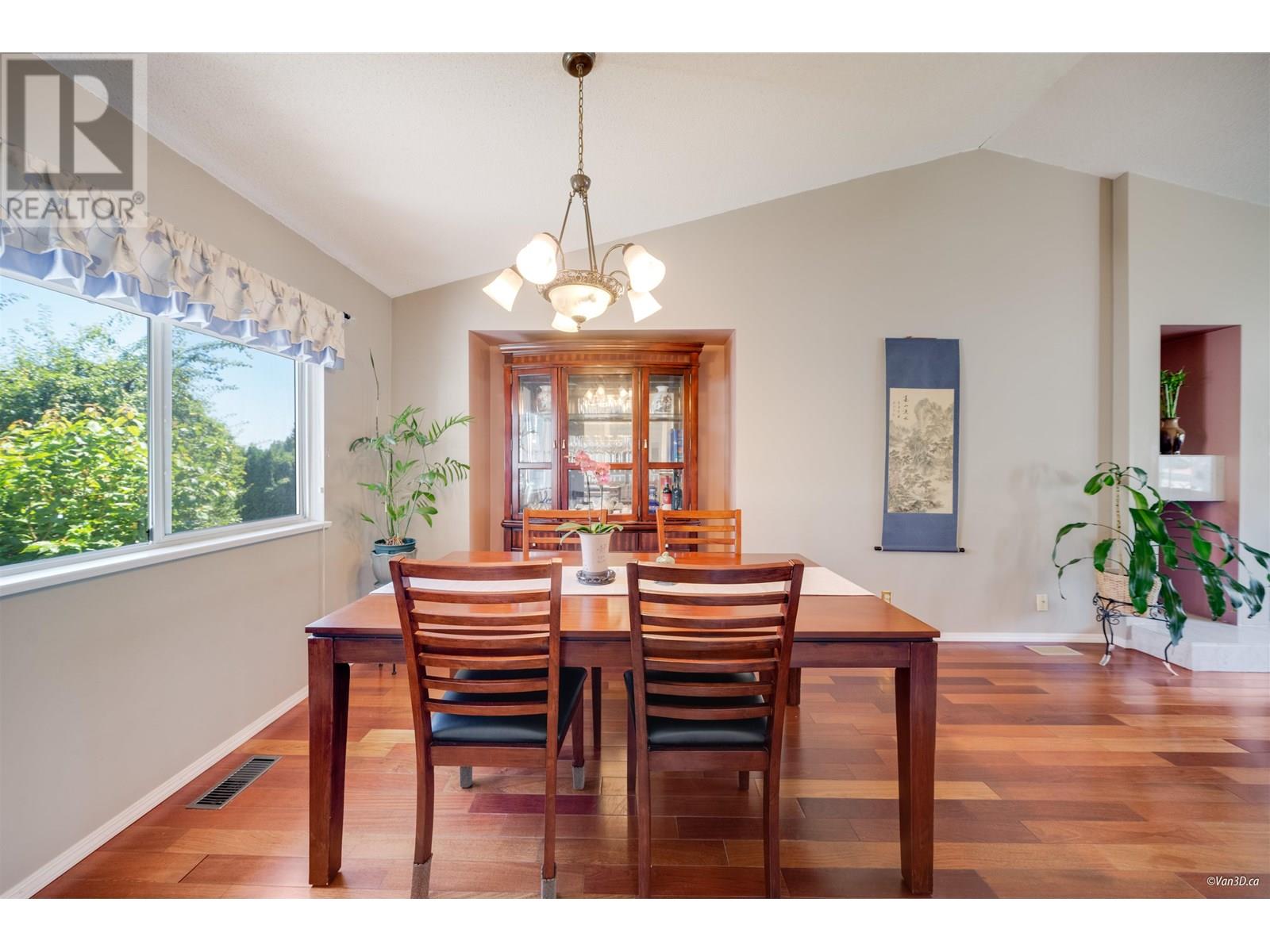 1295 Daimler Street, Coquitlam, British Columbia  V3B 6P5 - Photo 10 - R3029675