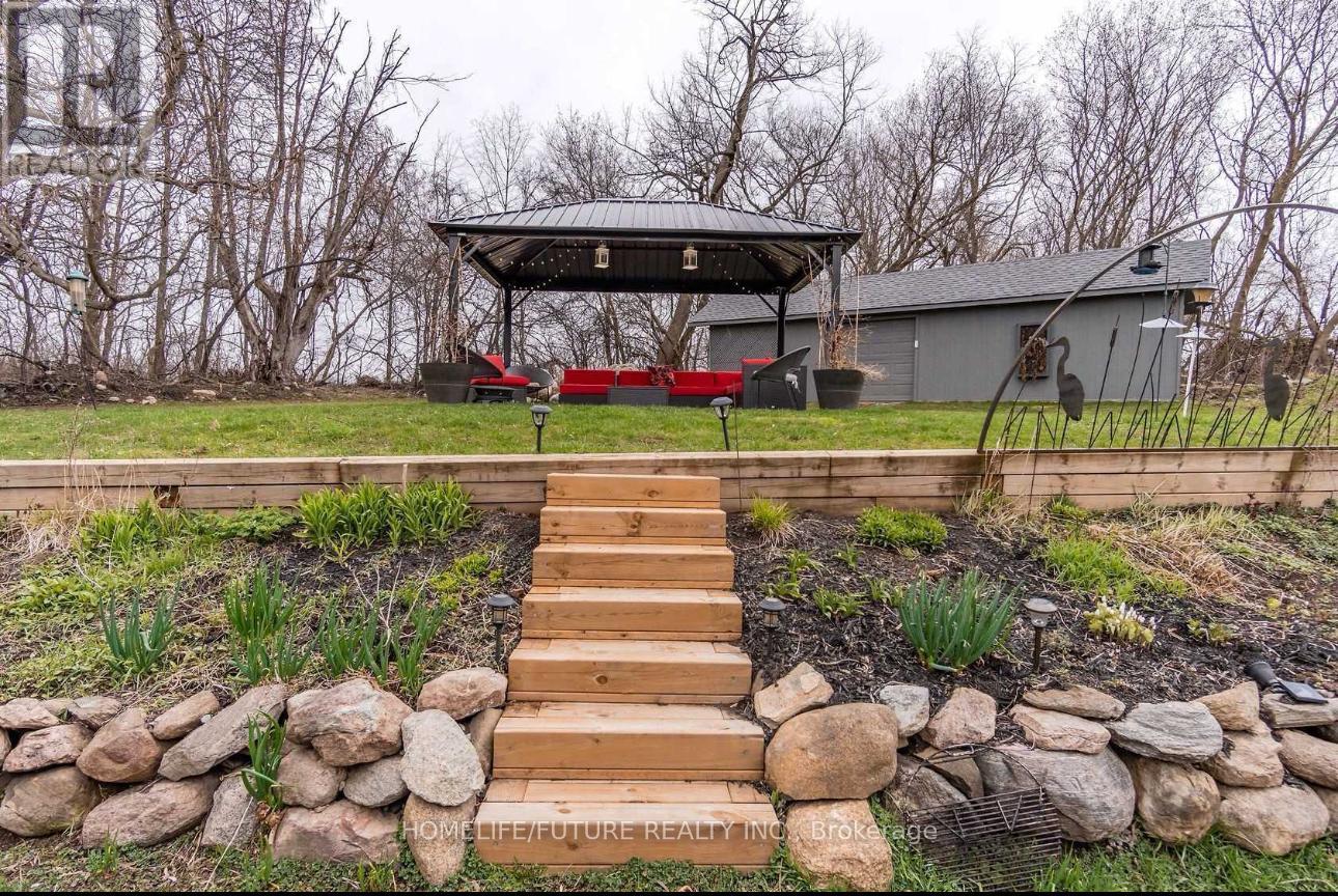 3975 Kinsale Road, Pickering, Ontario  L1Y 1E3 - Photo 8 - E12313264