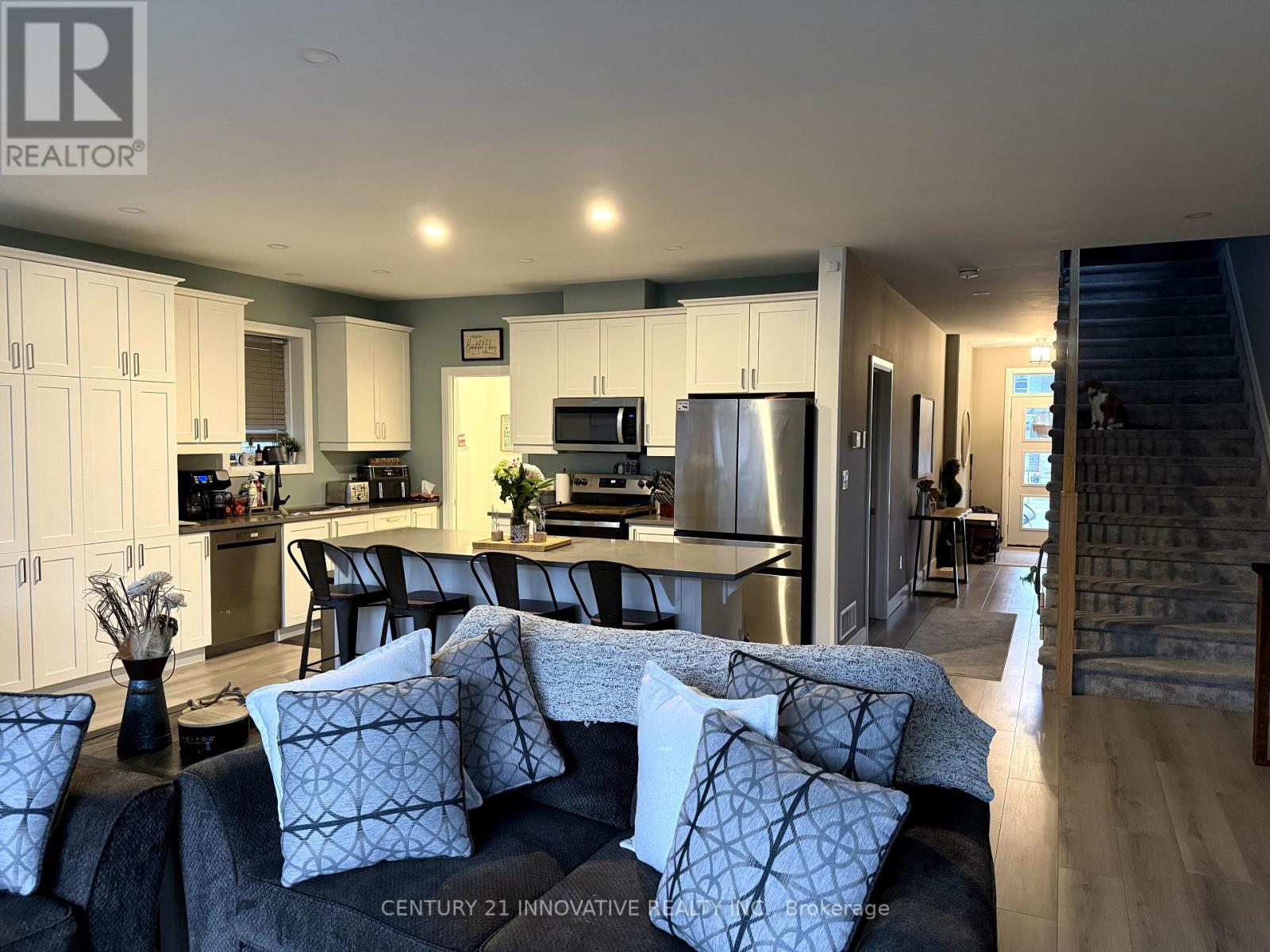 Property at 16 WALDEN POND DRIVE image 4