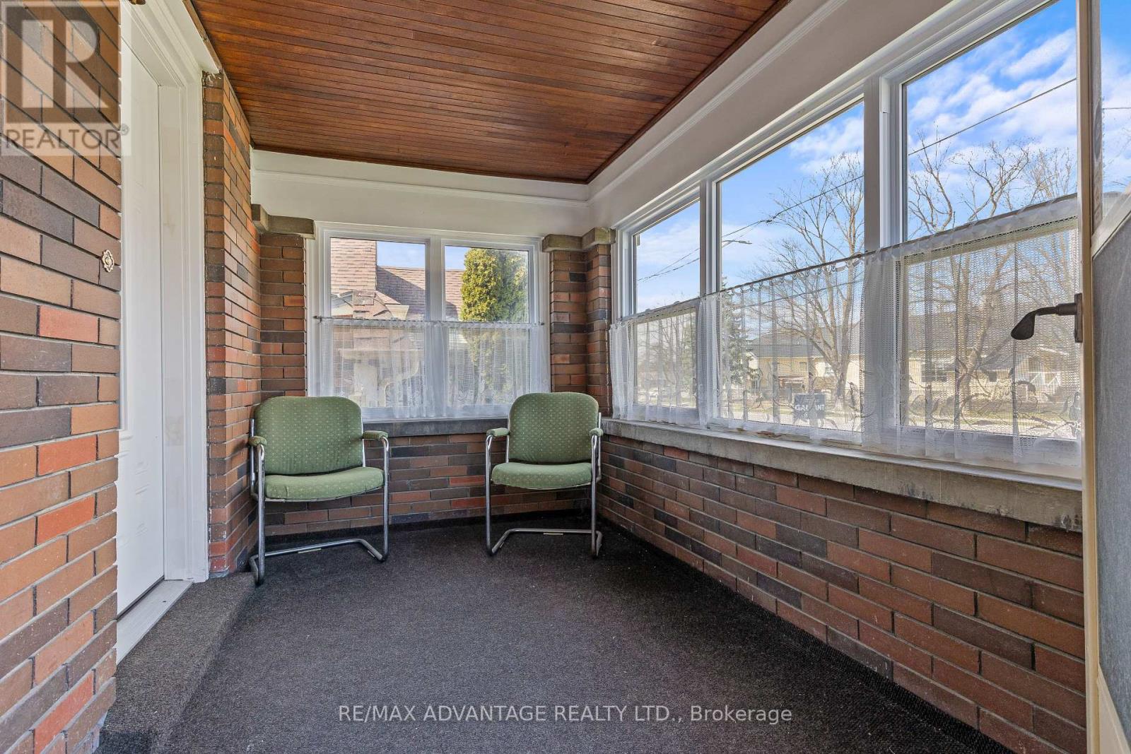 Property at 715 WHETTER AVENUE image 3