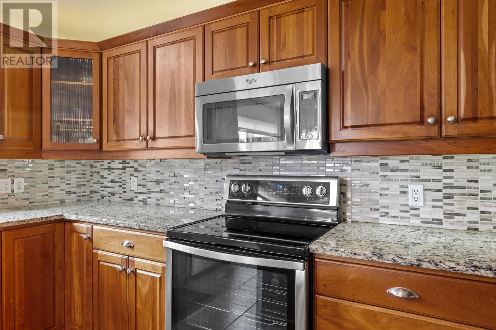 102 Primrose Drive, Cornwall, Prince Edward Island  C0A 1H4 - Photo 14 - 202518434