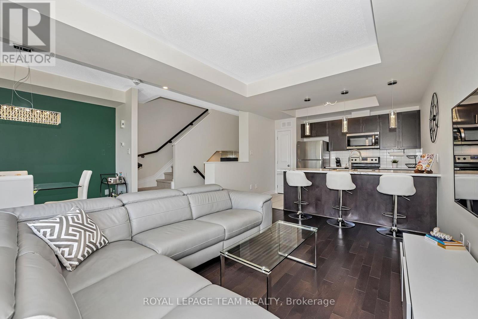 887 Kilbirnie Drive, Ottawa, Ontario  K2J 6G6 - Photo 11 - X12313316
