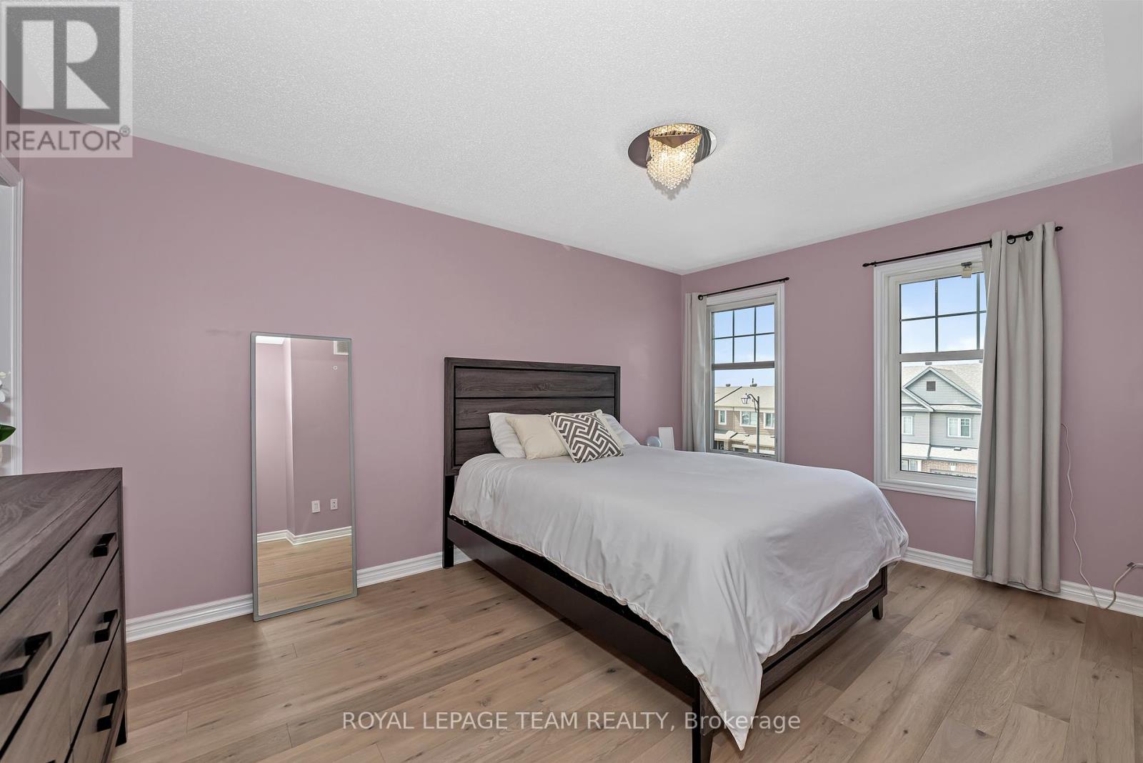887 Kilbirnie Drive, Ottawa, Ontario  K2J 6G6 - Photo 13 - X12313316
