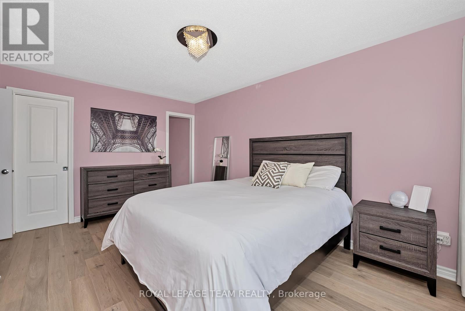 887 Kilbirnie Drive, Ottawa, Ontario  K2J 6G6 - Photo 14 - X12313316
