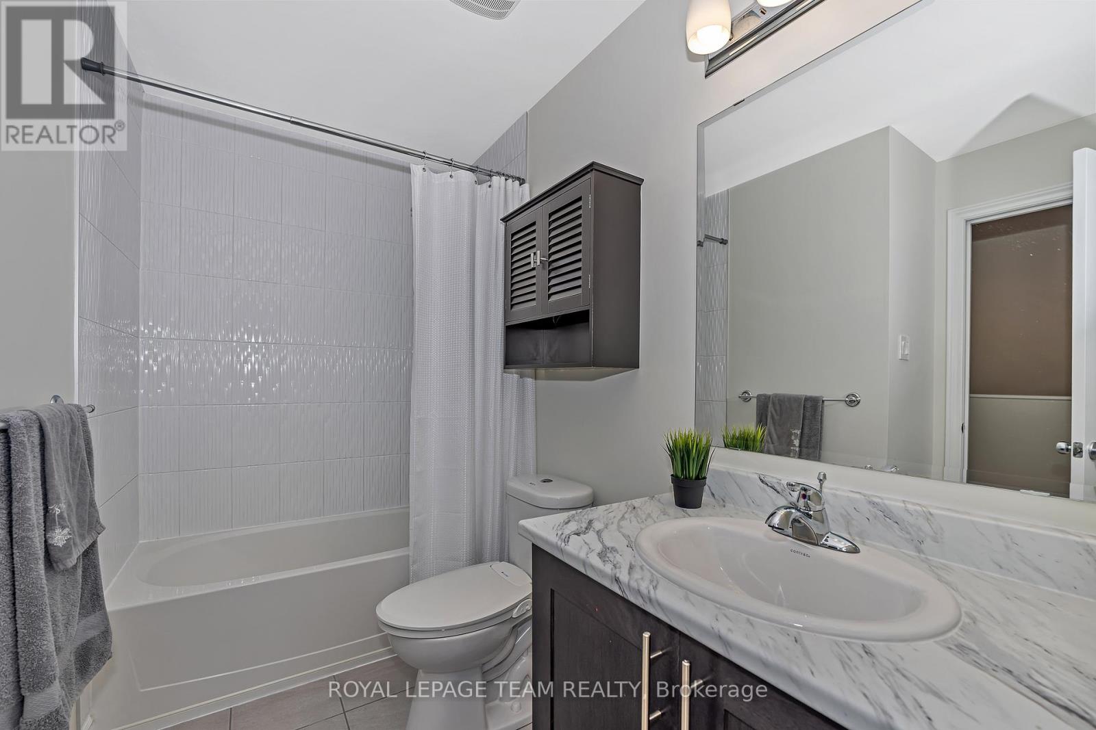 887 Kilbirnie Drive, Ottawa, Ontario  K2J 6G6 - Photo 16 - X12313316