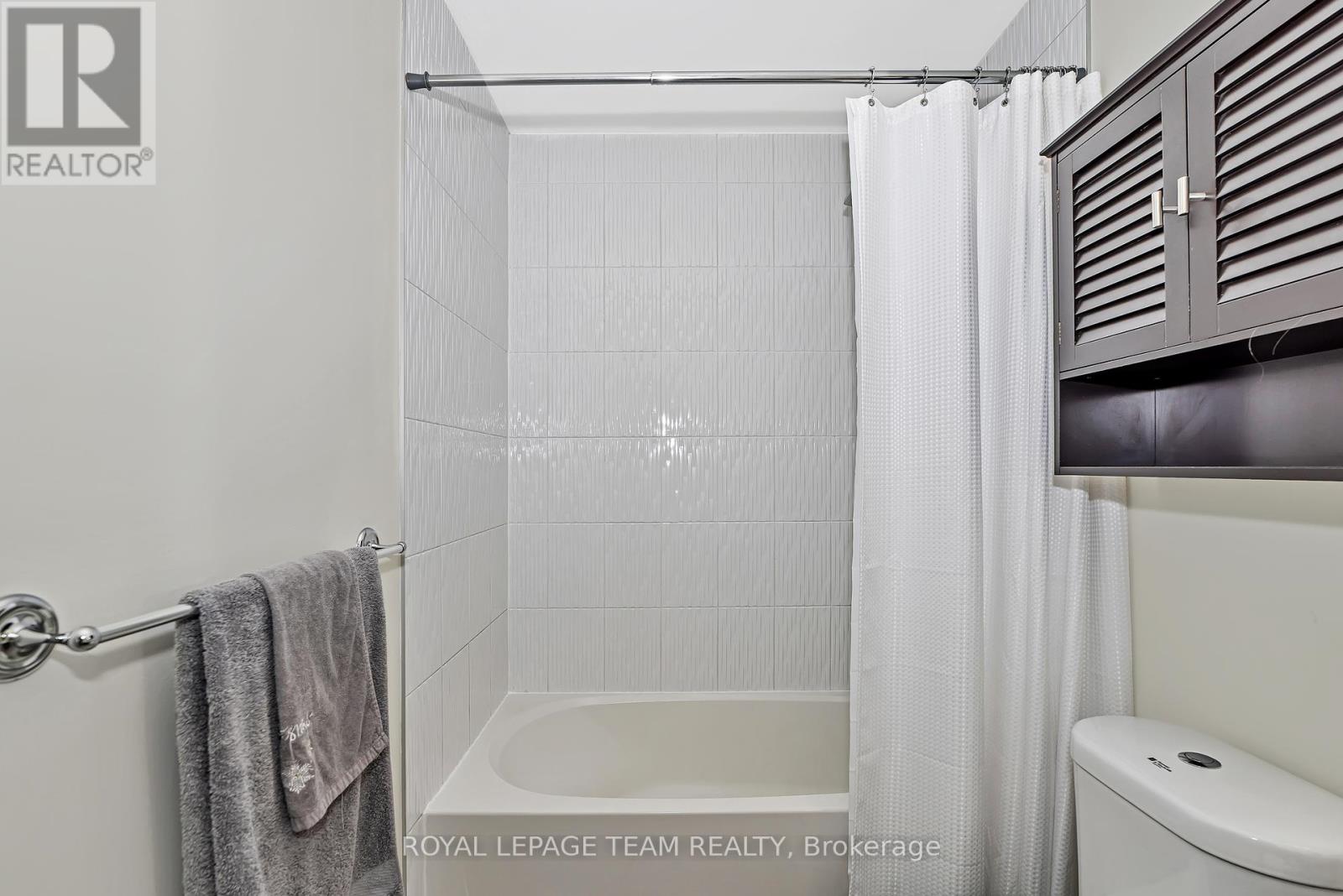 887 Kilbirnie Drive, Ottawa, Ontario  K2J 6G6 - Photo 17 - X12313316