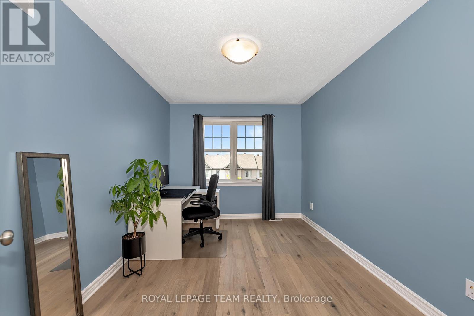 887 Kilbirnie Drive, Ottawa, Ontario  K2J 6G6 - Photo 20 - X12313316
