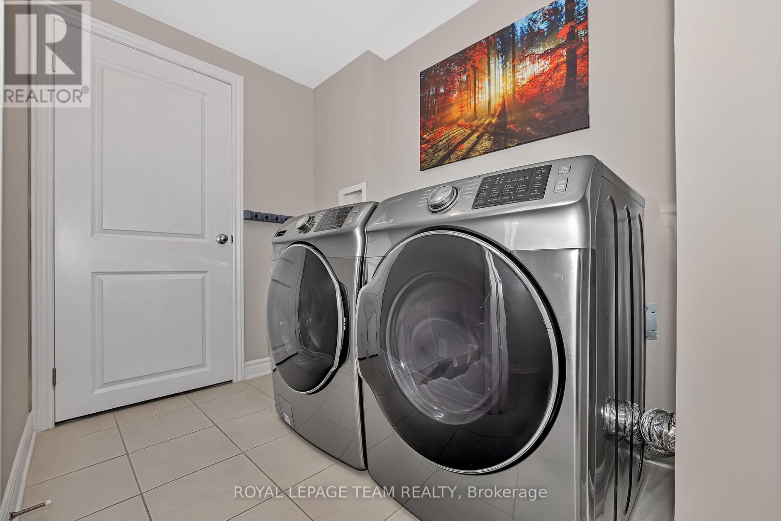 887 Kilbirnie Drive, Ottawa, Ontario  K2J 6G6 - Photo 25 - X12313316