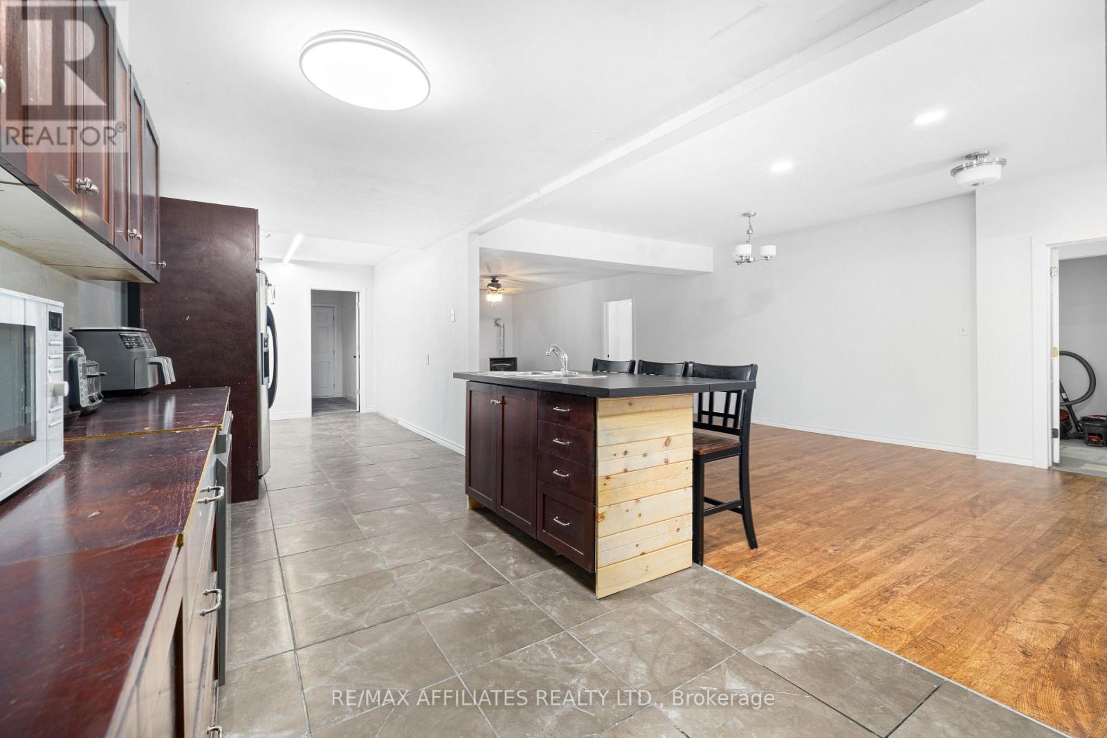 79 George Street, Lanark Highlands, Ontario  K0G 1K0 - Photo 21 - X12313330