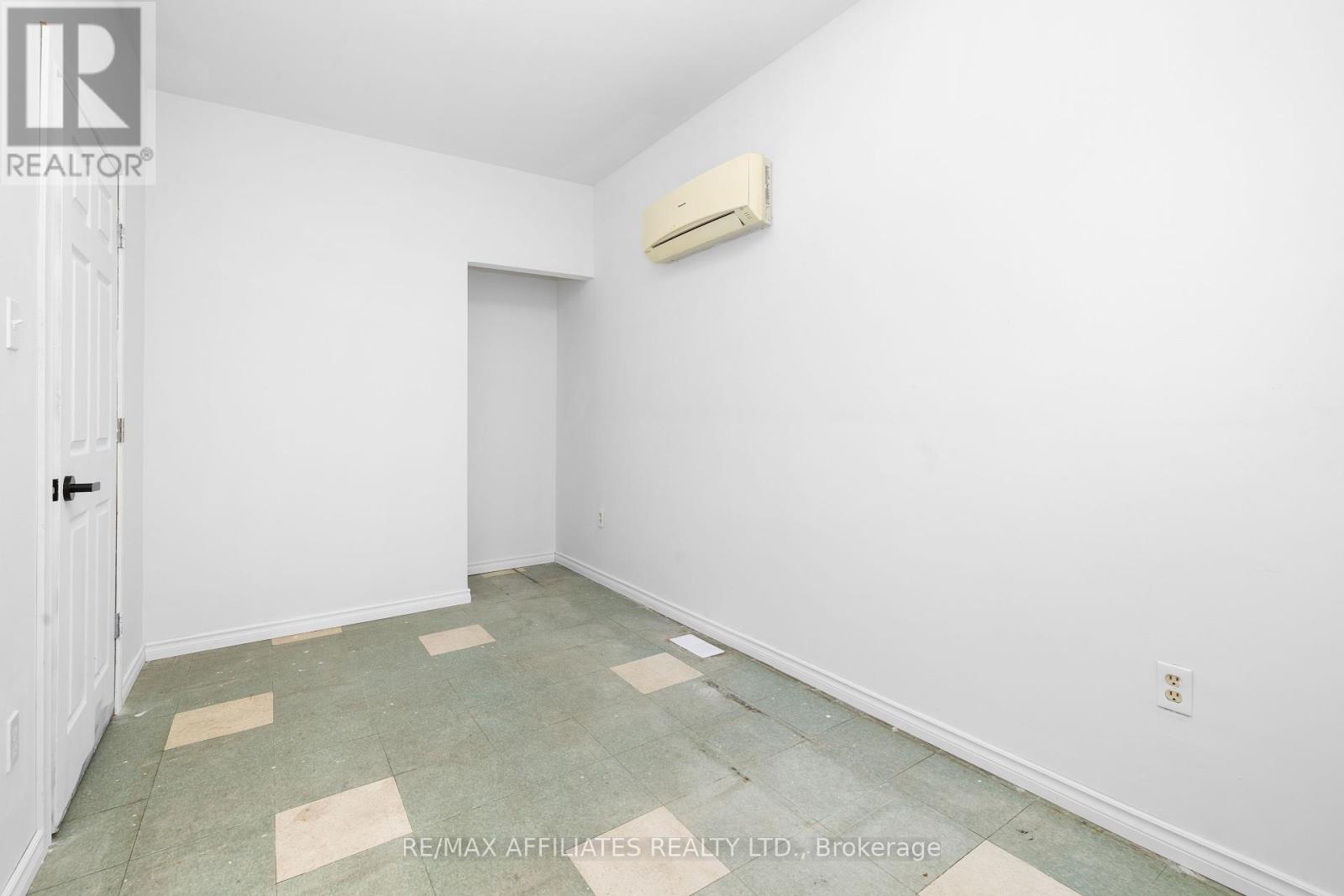 79 George Street, Lanark Highlands, Ontario  K0G 1K0 - Photo 33 - X12313330