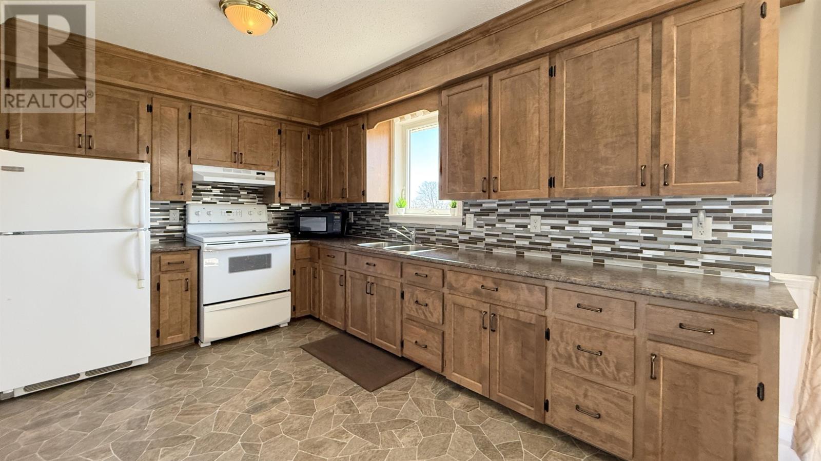 248 Dickie Road, Borden-Carleton, Prince Edward Island  C0B 1X0 - Photo 20 - 202509682