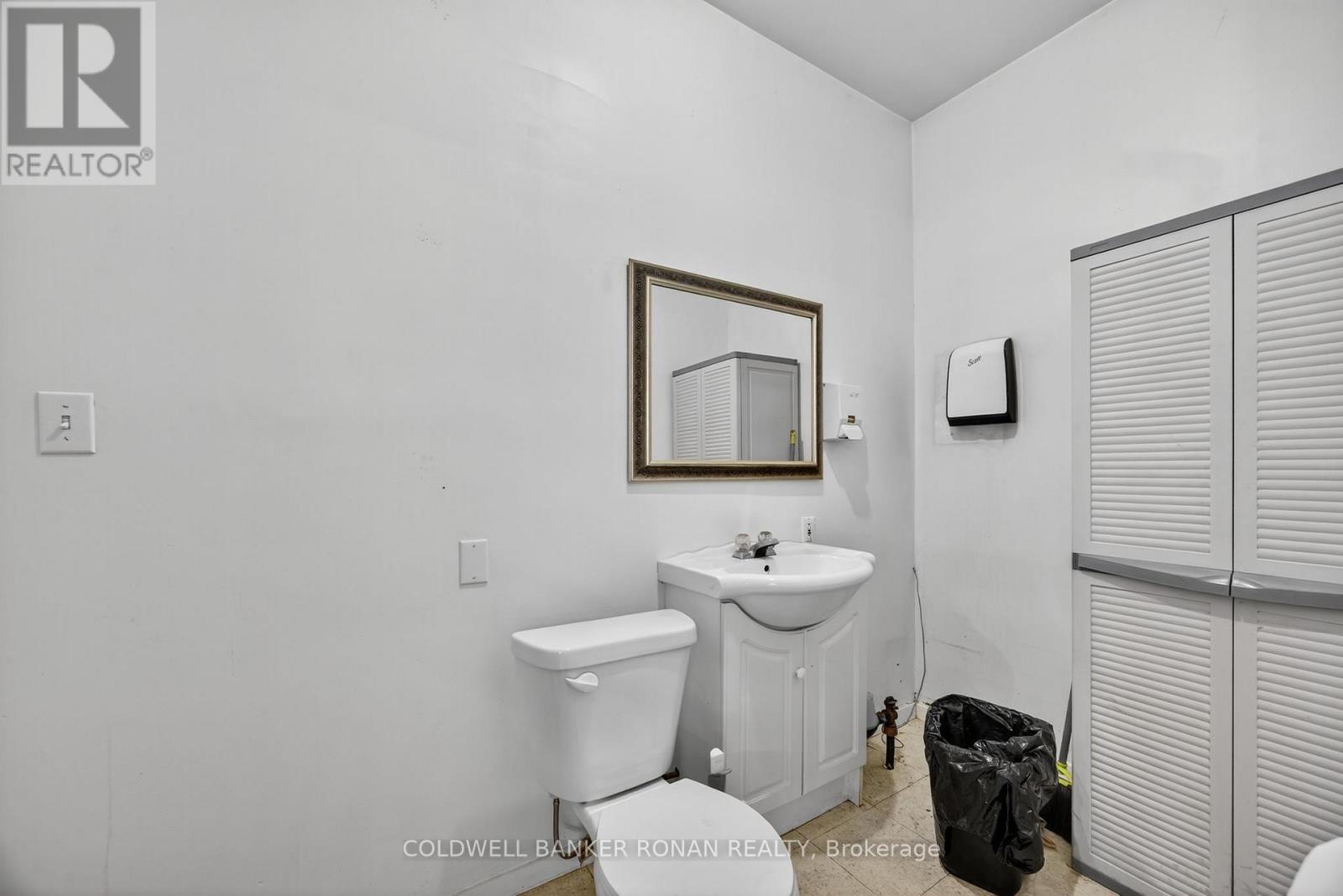 215 Mill Street, Essa, Ontario  L3W 0H1 - Photo 7 - N12313290