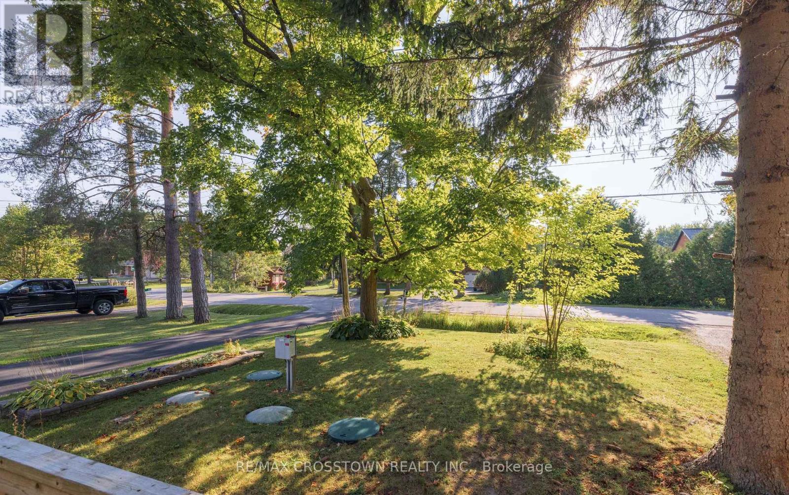 47 Lakeshore Road W, Oro-Medonte, Ontario  L0L 2E0 - Photo 13 - S12313280