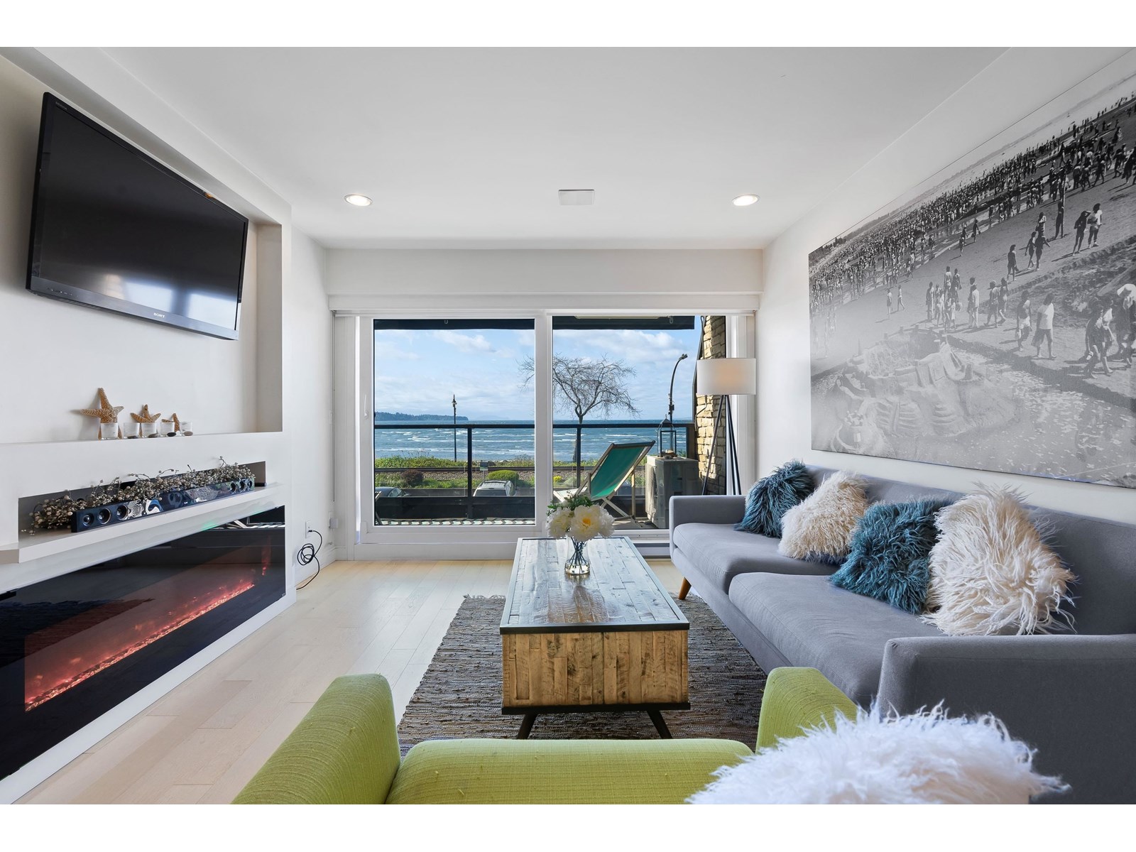 Property at 202 15581 MARINE DRIVE image 3