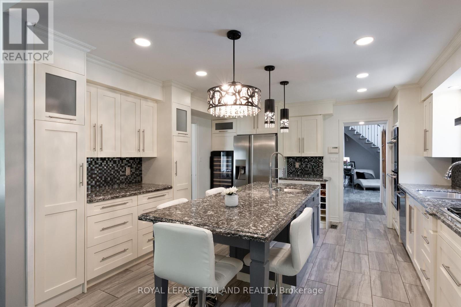74 Kilworth Park Drive, Middlesex Centre, Ontario  N0L 1R0 - Photo 10 - X12305675