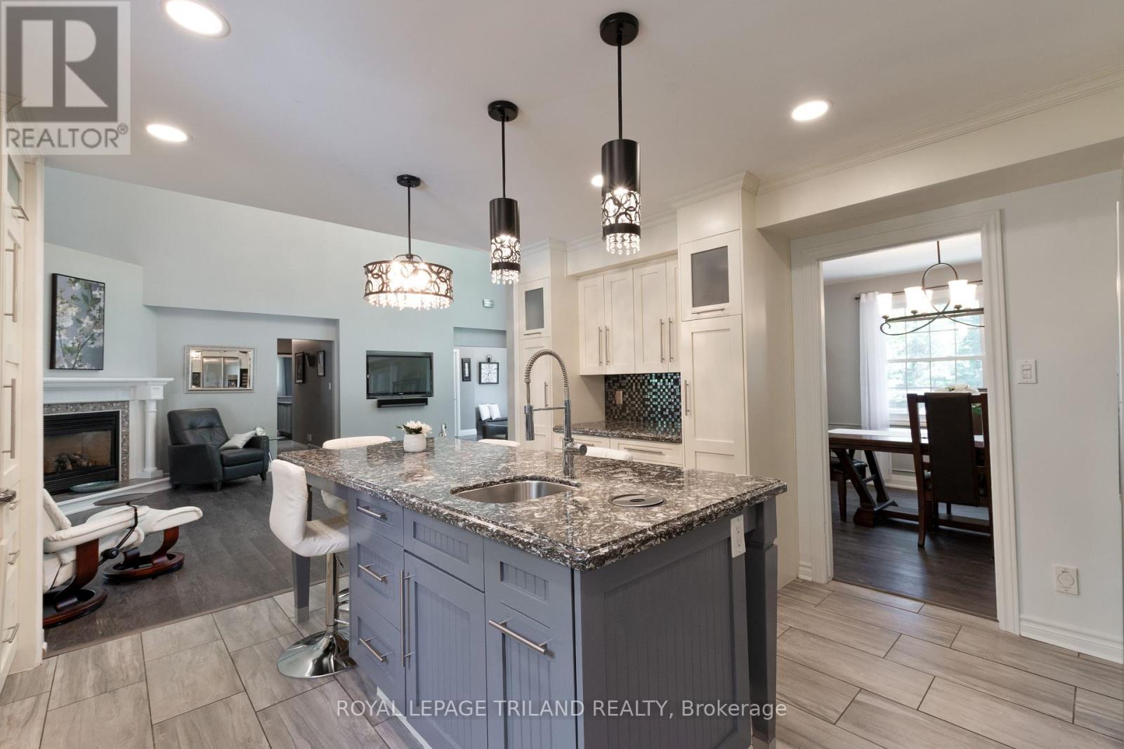 74 Kilworth Park Drive, Middlesex Centre, Ontario  N0L 1R0 - Photo 13 - X12305675