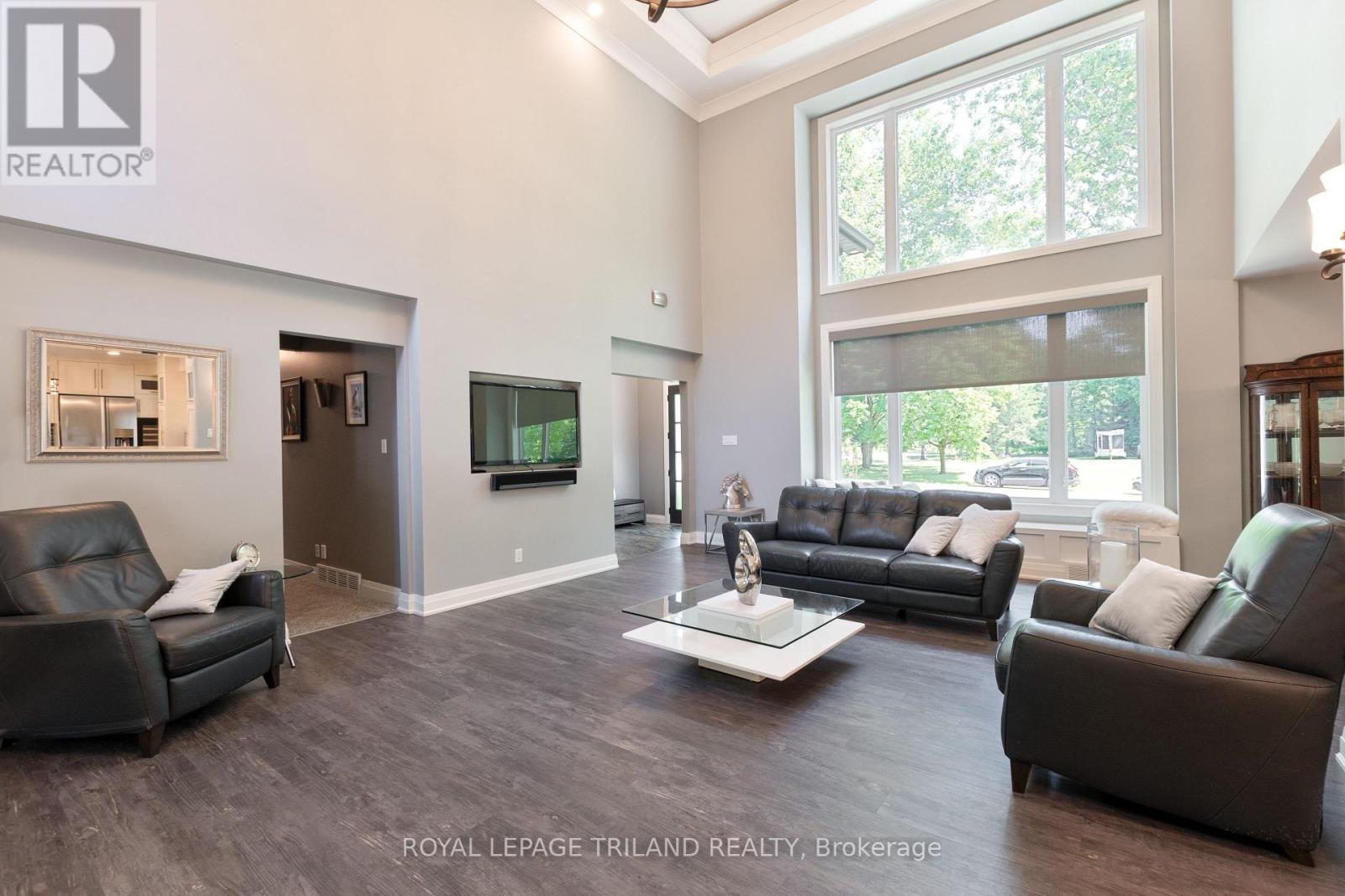 74 Kilworth Park Drive, Middlesex Centre, Ontario  N0L 1R0 - Photo 7 - X12305675